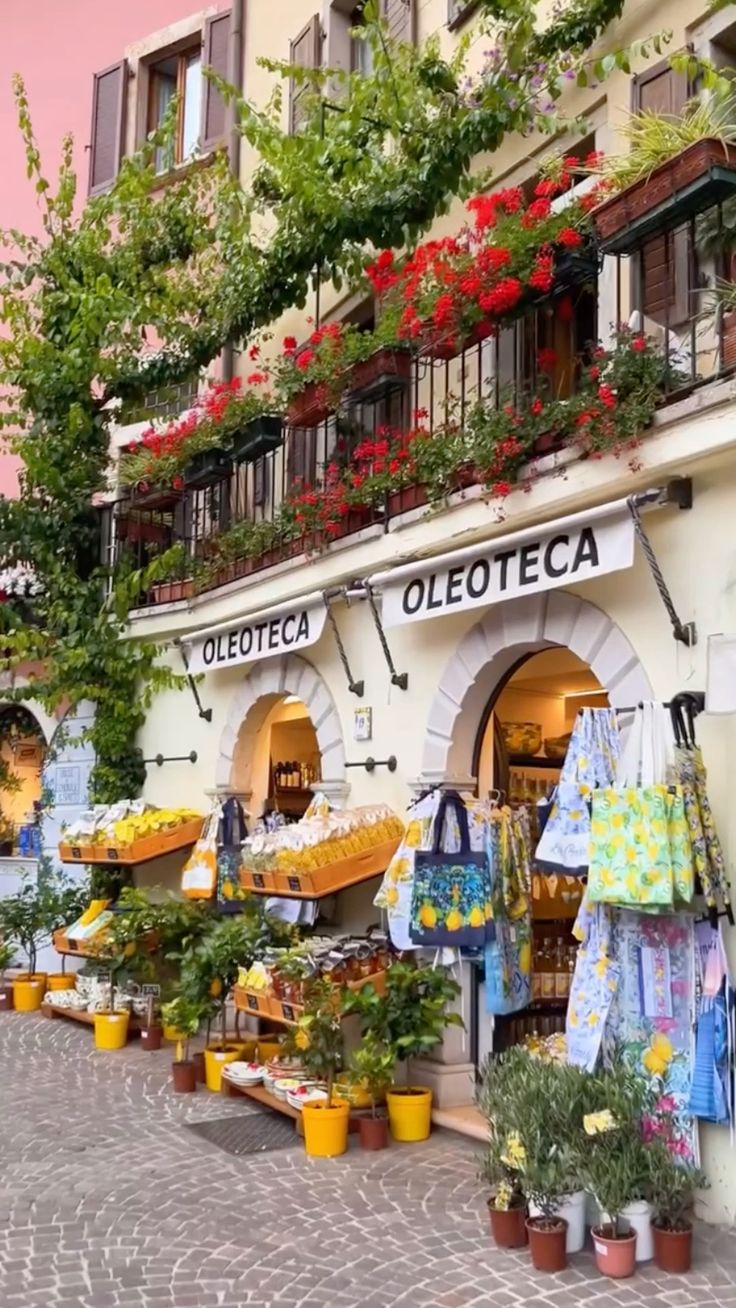 Voucher para Compras em Loja Local - Itália